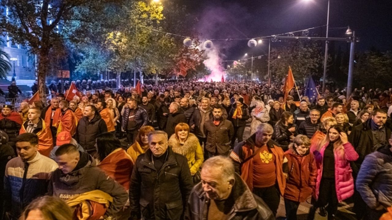 Karadağ'da erken genel seçim talebiyle düzenlenen gösteriler devam ediyor