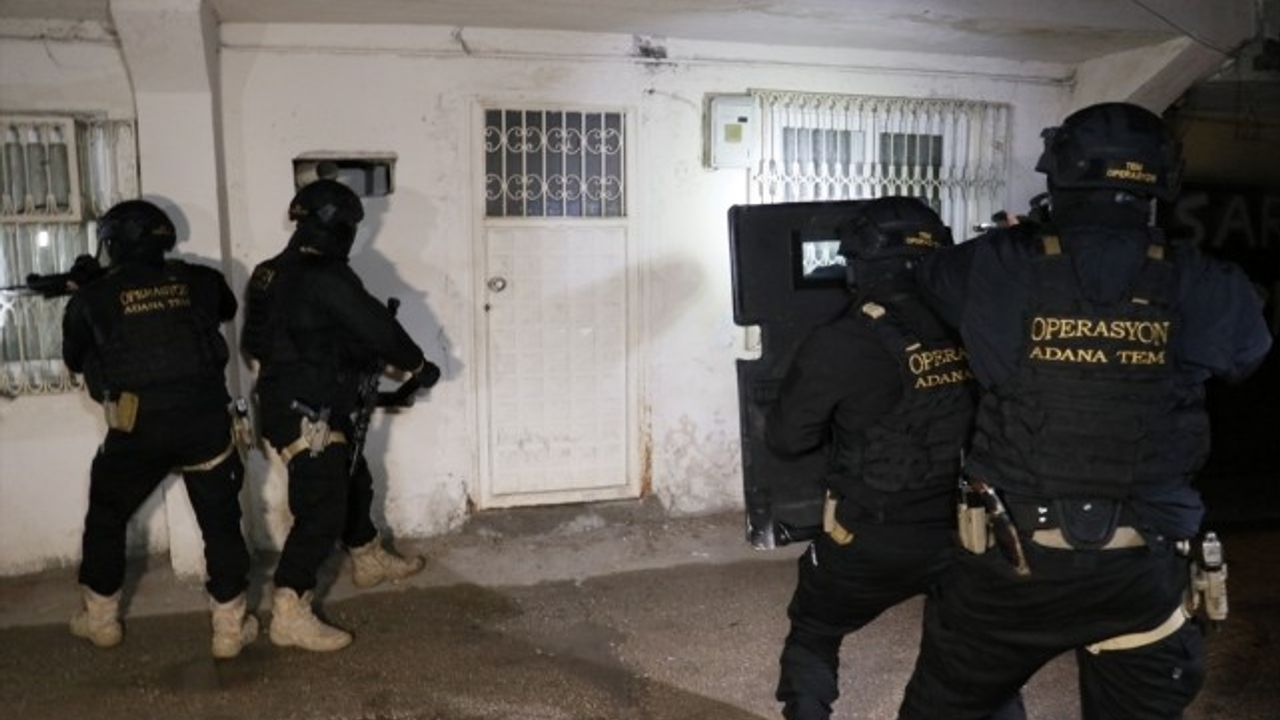 Adana'da DEAŞ'a yönelik operasyonda 7 zanlı yakalandı