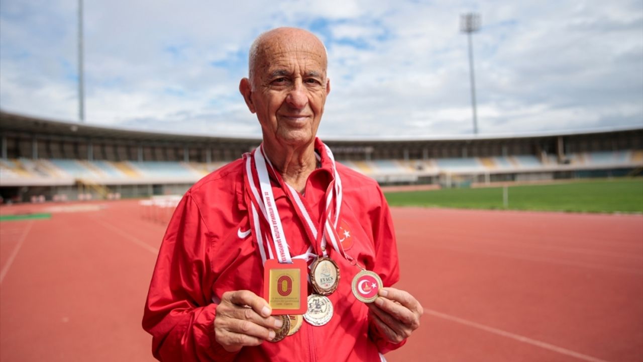 71 yıldır kesintisiz spor yapan veteran atlet, depremzedeler adına yarışmak istiyor