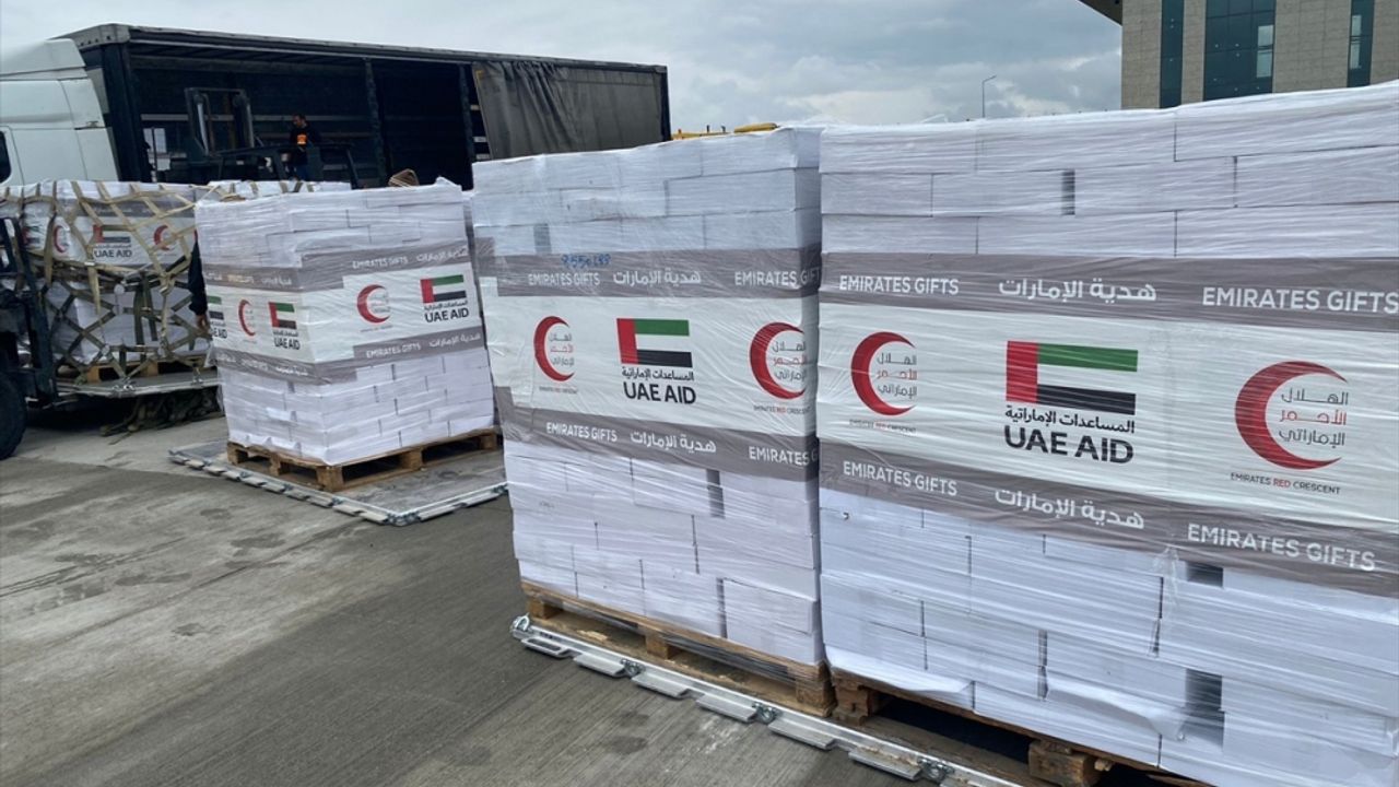 BAE, Türkiye'deki deprem bölgelerinde ramazanda 200 ton hurma dağıtacak