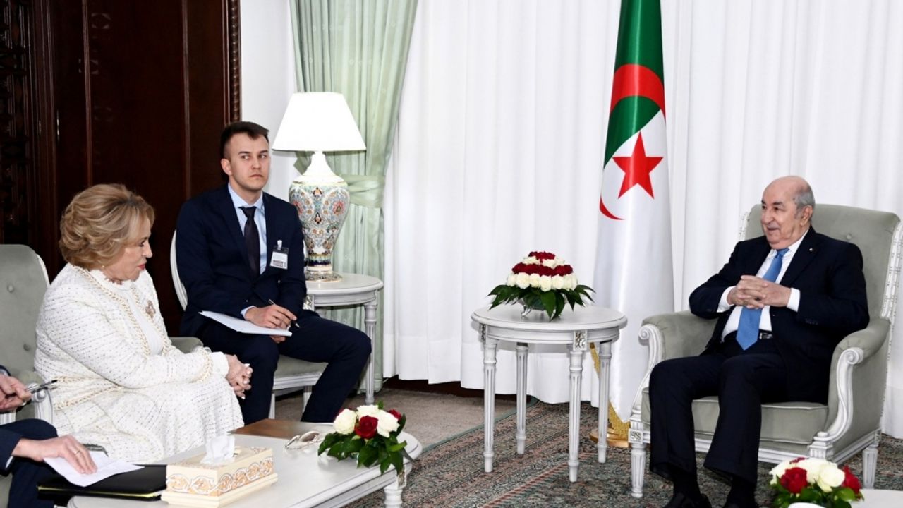 Cezayir Cumhurbaşkanı, Rusya Federasyon Konseyi Başkanı ile ikili ilişkileri görüştü