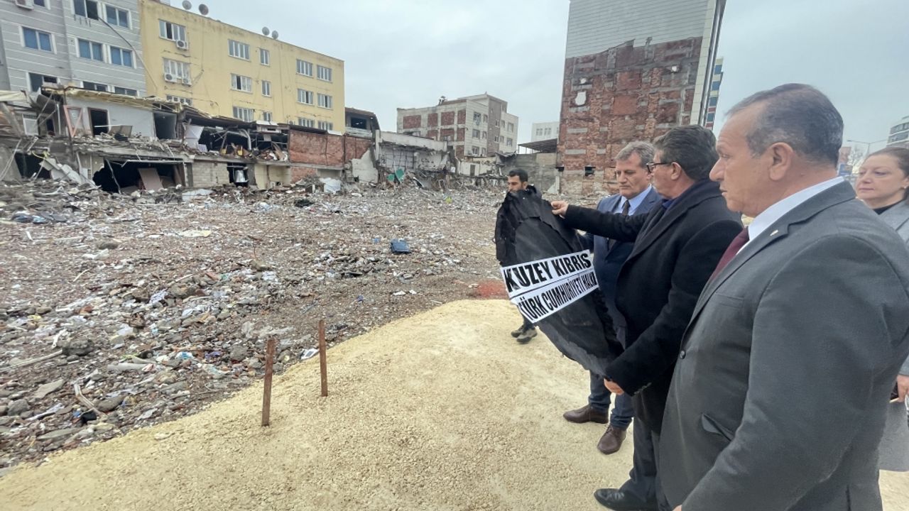 KKTC Başbakanı Üstel, depremden etkilenen Adıyaman'da konuştu: