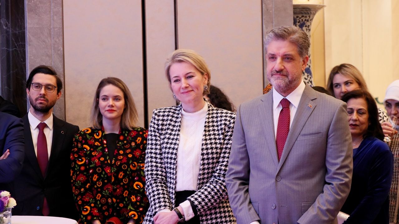 PEKİN - Azerbaycan'ın Pekin Büyükelçiliğinden Türk Büyükelçi Önen'e veda resepsiyonu
