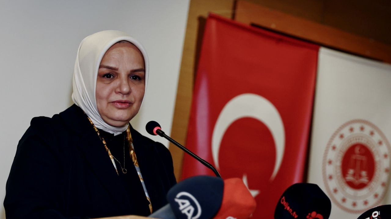 AK Parti Genel Merkez Kadın Kolları Başkanı Keşir, milletvekilliği mazbatasını aldı