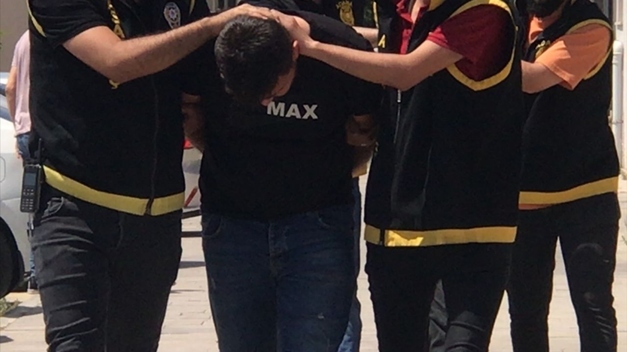 Adana'da öğrenci yurdunun güvenlik görevlisinin öldürülmesiyle ilgili 2 zanlı tutuklandı