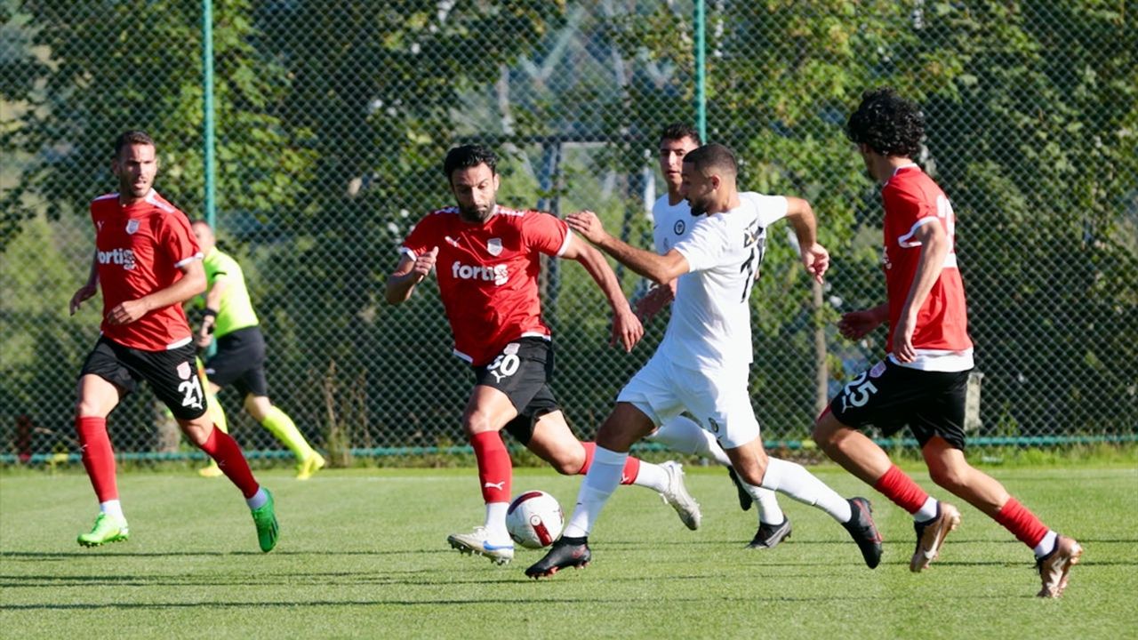 Başakşehir'de 6 gollü maçta kazanan çıkmadı