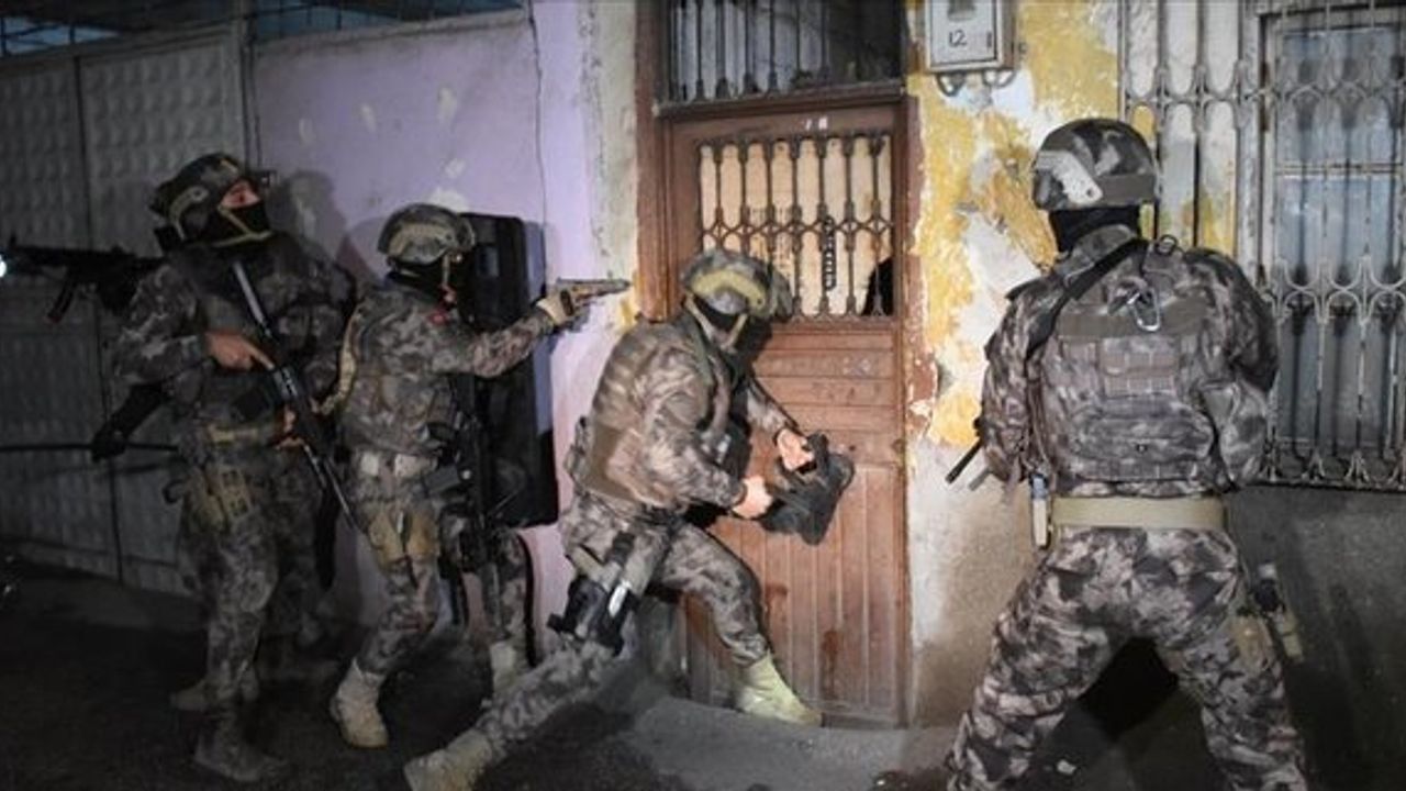 Şırnak'ta terör operasyonlarında yakalanan 6 şüpheliden 1'i tutuklandı