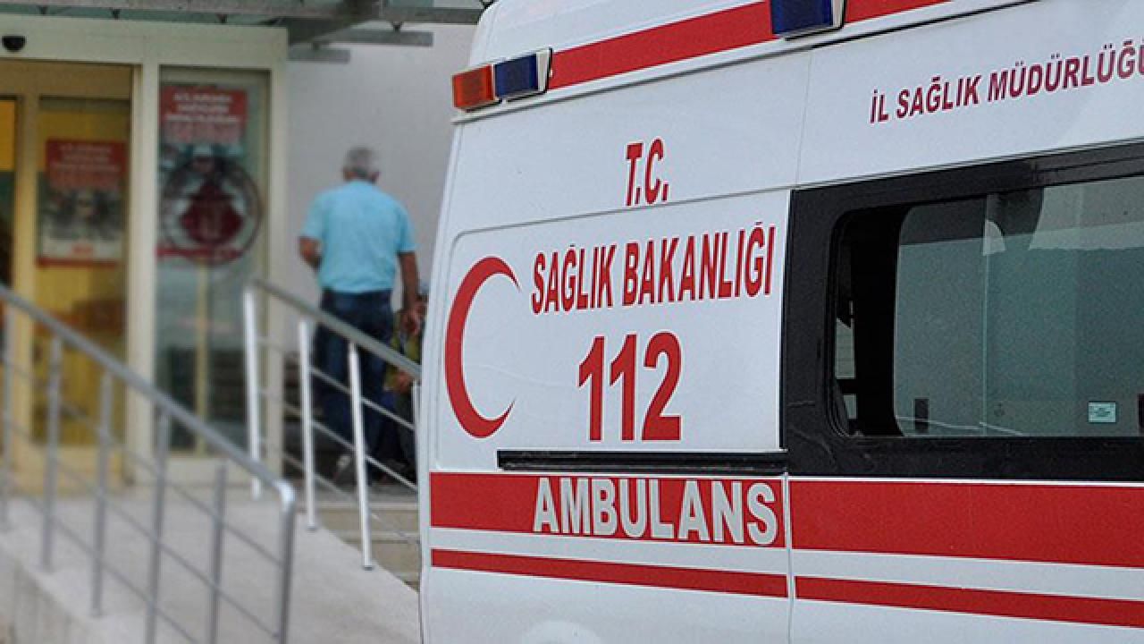 Adana'da sulama kanalına devrilen otomobildeki 1 kişi yaralandı