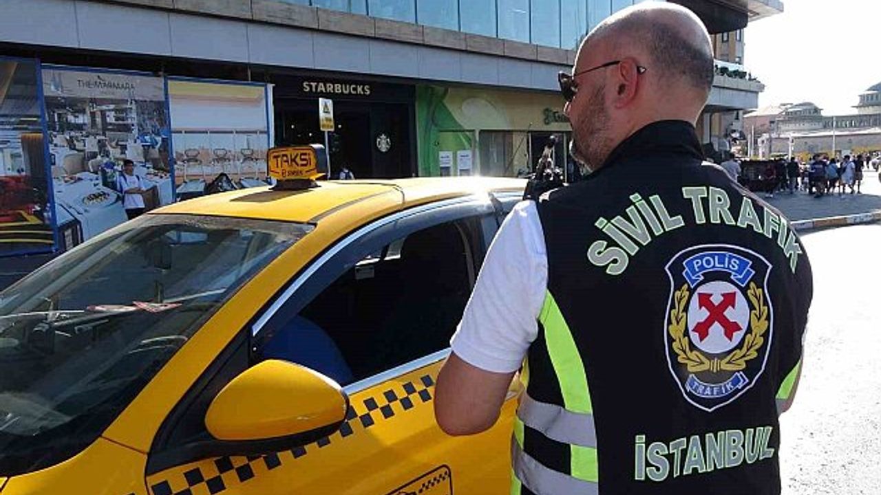 Trabzon'da gürültülü egzoz nedeniyle 16 sürücüye toplam 65 bin 24 lira ceza