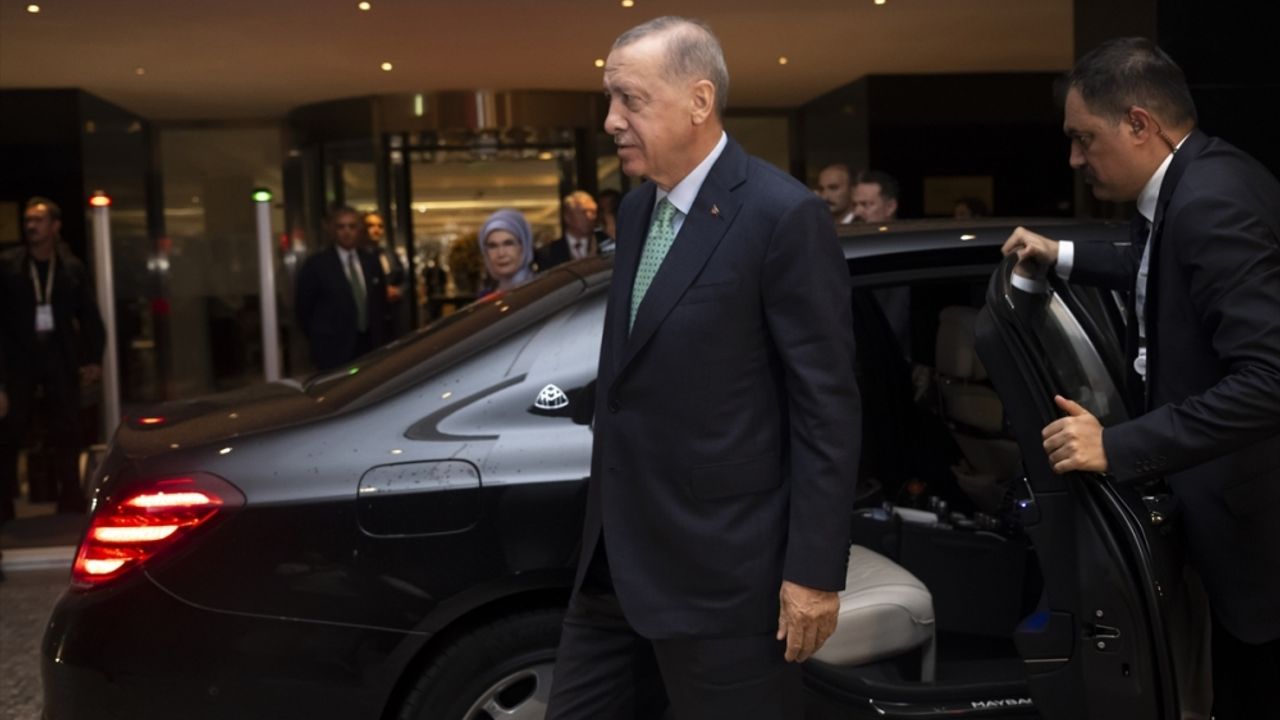 Cumhurbaşkanı Erdoğan, G-20 Liderler Zirvesi için Hindistan'a geldi