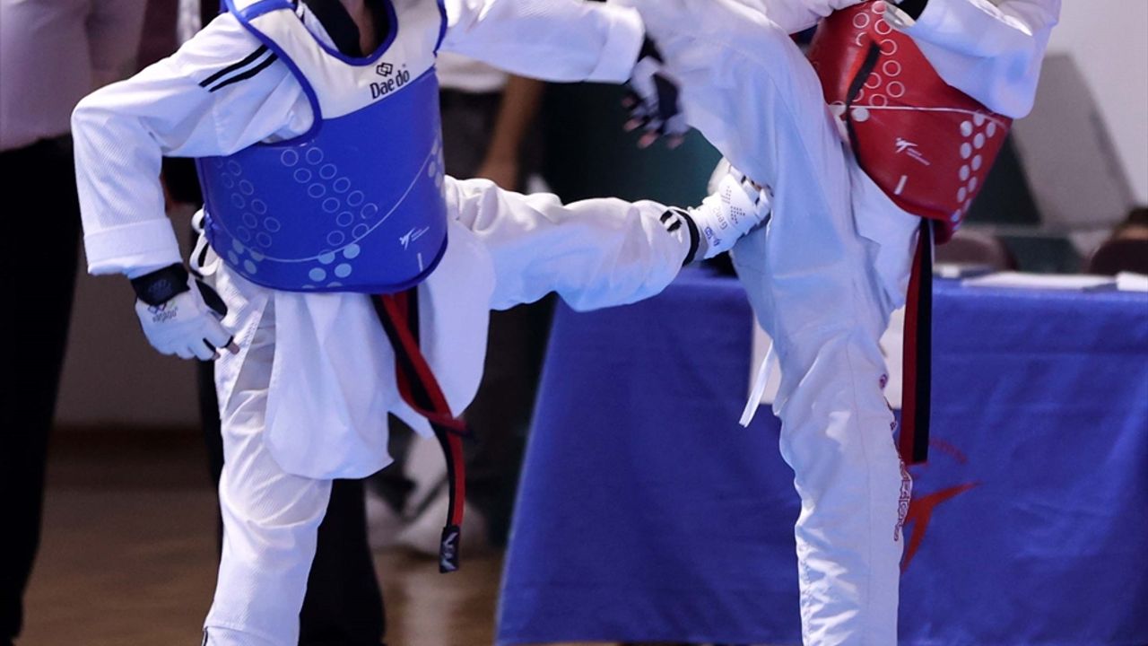 Minikler Türkiye Tekvando Şampiyonası Sivas'ta başladı
