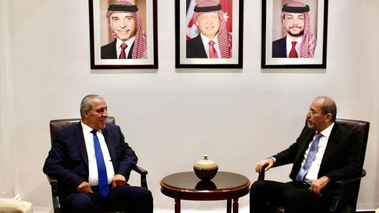 Ürdün Dışişleri Bakanı ile FKÖ yetkilisi, "Filistin topraklarındaki gerilimin durdurulmasını" görüştü
