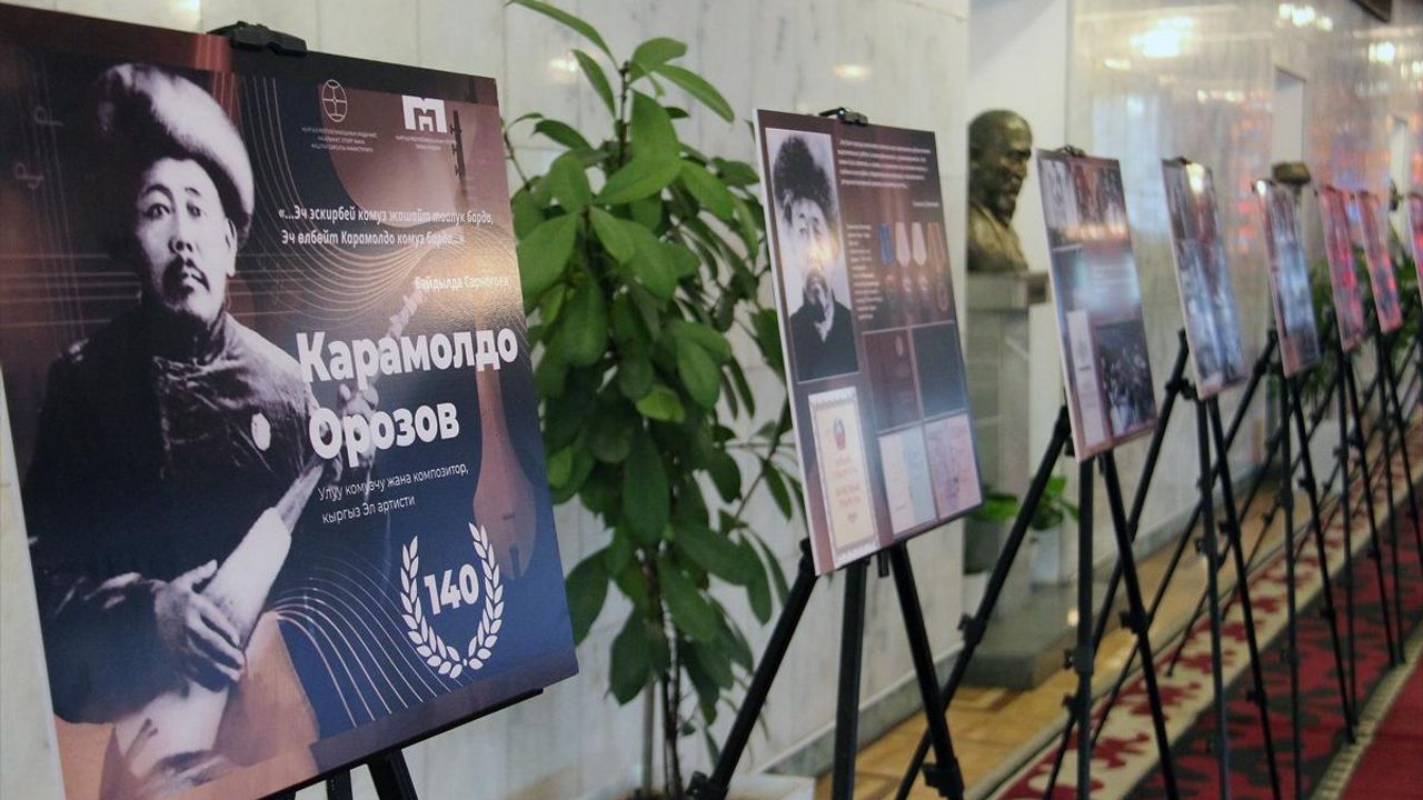 BİŞKEK - Kırgızistan'da "Komuz Günü" konserle kutlandı