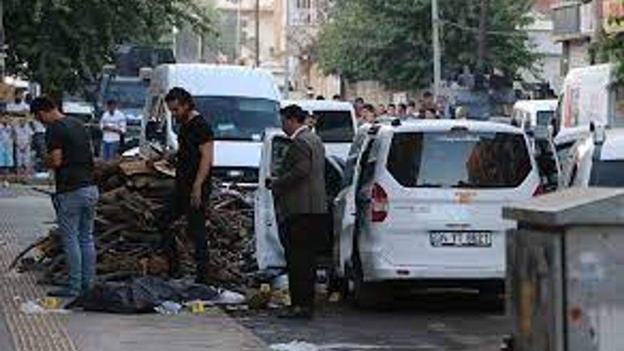 Diyarbakır'da çıkan silahlı kavgada 3 kişi öldü, 1 kişi yaralandı