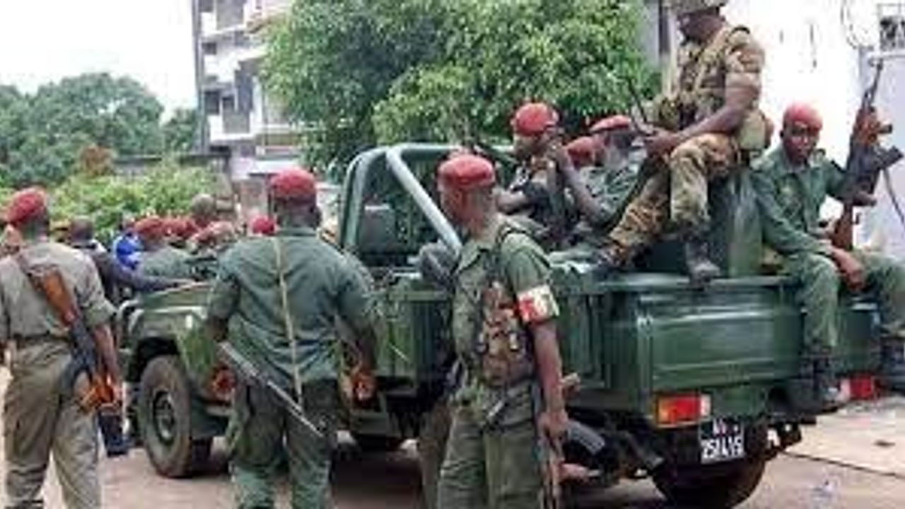 Gine'de askeri yönetim karşıtı gösterilerde 4 kişi öldü