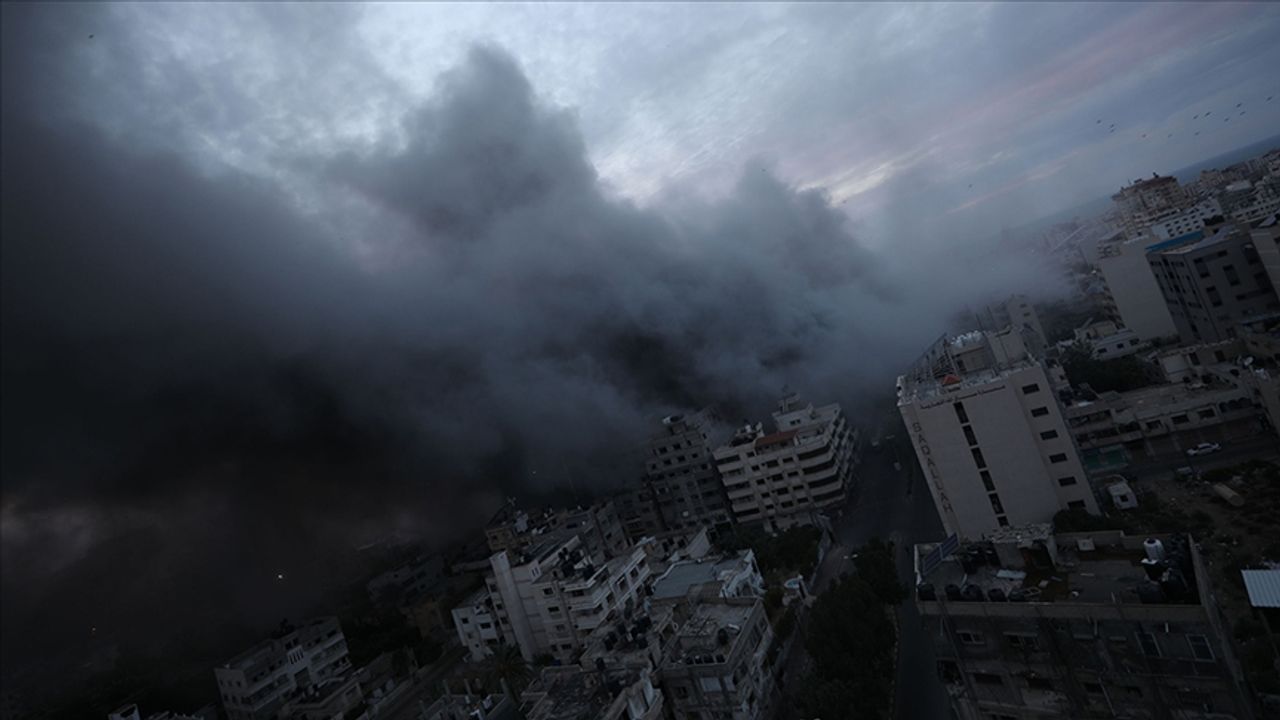 İsrail ordusu, Gazze'deki Şifa Hastanesinin boşaltılmasını istedi