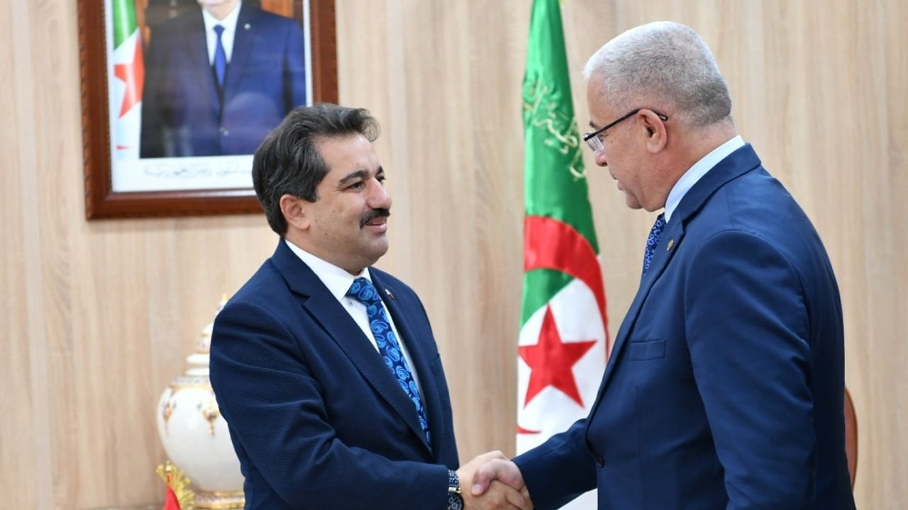 Cezayir Meclis Başkanı ile Türk Büyükelçi Küçükyılmaz iki ülke ilişkilerini görüştü