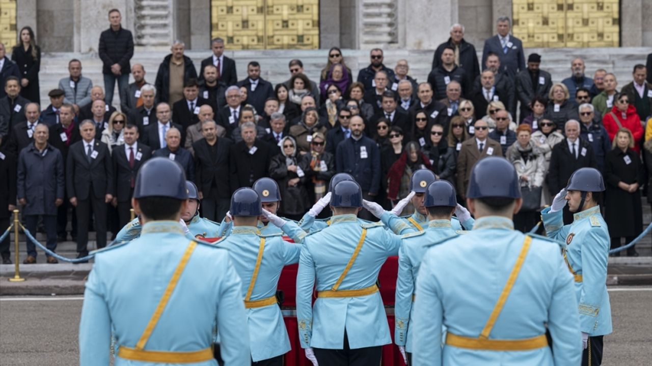Eski Devlet Bakanı Güneş Müftüoğlu için Mecliste cenaze töreni düzenlendi