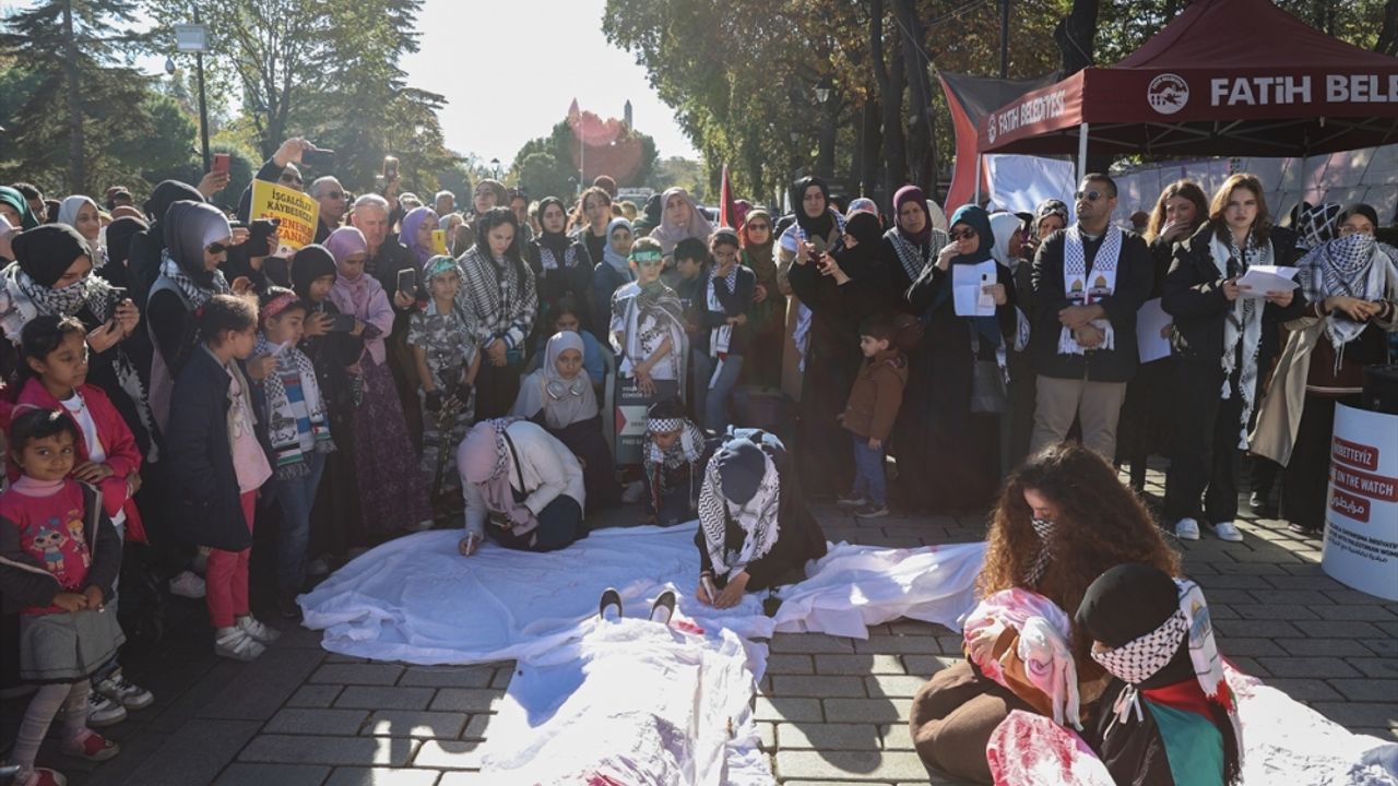 İstanbul'da kadınların Filistin'e destek için başlattığı oturma eylemi 14. gününde