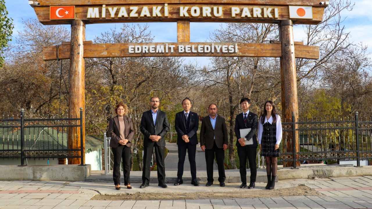 Japonya'nın Ankara Büyükelçisi Katsumata, Miyazaki Koru Parkı'nı ziyaret etti
