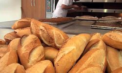İzmir'de İZTO üyesi fırınlarda 220 gram ekmeğin fiyatı 9 lira oldu