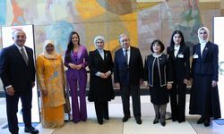 Emine Erdoğan ve Guterres, BM'de depremler için kurulan "Anma Köşesi"ni ziyaret etti