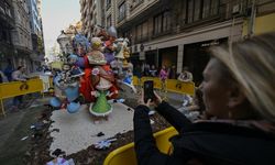 Valensiya'nın Las Fallas festivali dev tahta kuklaların yakılmasıyla sona erdi