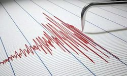 Ege'de Çeşma açıklarında şiddetli deprem