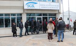 SGK'den "çift ödeme iadesi" başlıklı sahte e-postalar hakkında açıklama: