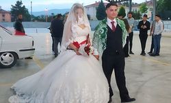 Depremde yakınlarını yitiren genç kızı düğününde Denizlililer yalnız bırakmadı