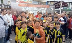 Samsunspor'un şampiyonluk kupası Termeli taraftarlarla buluştu