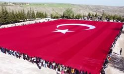 2023 Genç Ihlara Vadisinde 3 bin metrekarelik Türk Bayrağı Açtı