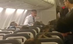 Bakan Nebati ile yolcular arasında uçakta tartışma