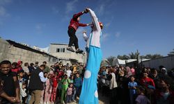 İsrail, 7 Ekim'den bu yana Gazze'de 5 bin 379 öğrenciyi öldürdü