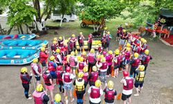 DÜZCE - Adrenalin tutkunları Melen Çayı’nda rafting yaptı