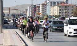 Bisiklet tutkunları 4. Kocaeli Turizm ve Bisiklet Festivali'nde buluştu