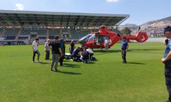 Diyarbakır'da ambulans helikopter kalça kemiği kırılan 79 yaşındaki hasta için havalandı