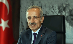 Ulaştırma ve Altyapı Bakanı Uraloğlu, Bayrampaşa'da ziyaretlerde bulundu: