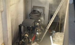 Üsküdar'da iş yerinin deposunda çıkan yangın söndürüldü