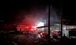 Gaziantep'te poşet fabrikasında çıkan yangın söndürüldü