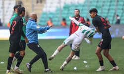 Bursaspor-Diyarbekirspor maçında olaylar çıktı