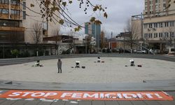 Kosova'nın başkenti Priştine’de "Kadın cinayetlerini durdurun" yürüyüşü düzenlendi