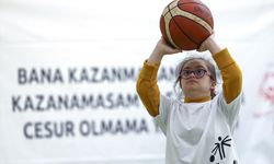 Toyota Türkiye "3 Aralık Dünya Engelliler Günü" için özel sporcularla maça çıktı