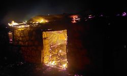 Tunceli'de malzeme deposunda çıkan yangın söndürüldü