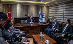 ABB Başkan adayı Altınok, AK Parti ve MHP'nin Çankaya ilçe başkanlıklarını ziyaret etti