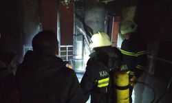 Adıyaman'da bir evde çıkan yangında 2 kişi dumandan etkilendi