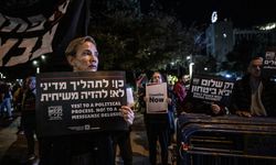İsrail polisi savaş karşıtı Yahudilerin gösterilerine müdahale etti