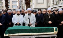 İstanbulspor Kulübü Başkanı Sarıalioğlu'nun babasının cenazesi Trabzon'da toprağa verildi