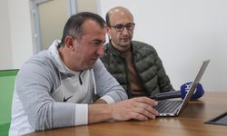 Kayserispor Teknik Direktörü Recep Uçar, AA'nın "Yılın Kareleri 2023" oylamasına katıldı