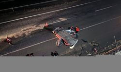 Zonguldak'ta 15 metre yükseklikten kara yoluna düşen otomobildeki 2 kişi öldü